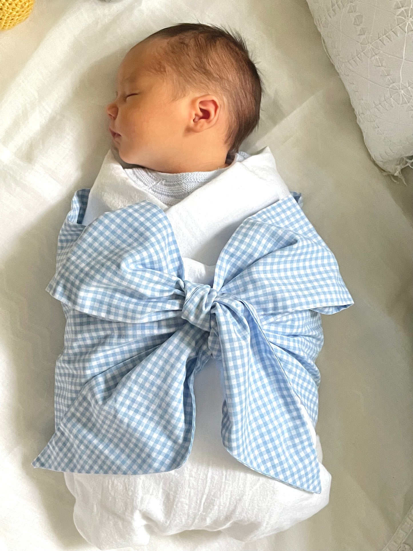 Lace Swaddle Encaje