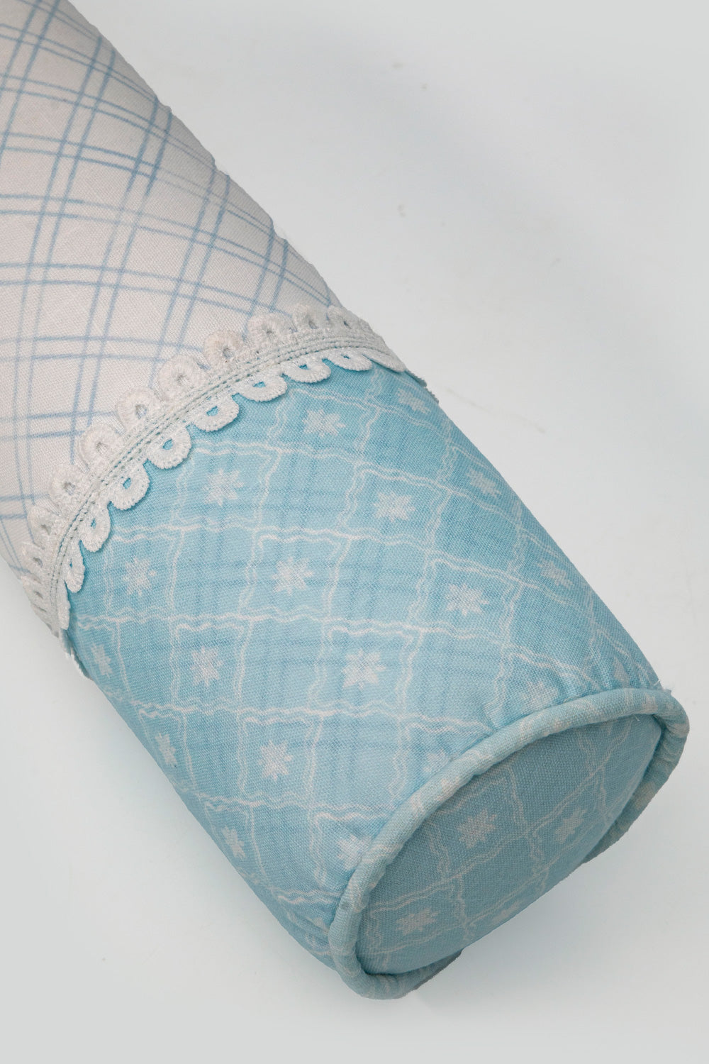 BOLSTERS PEINTURES AND DIAMANT BABY BLUE