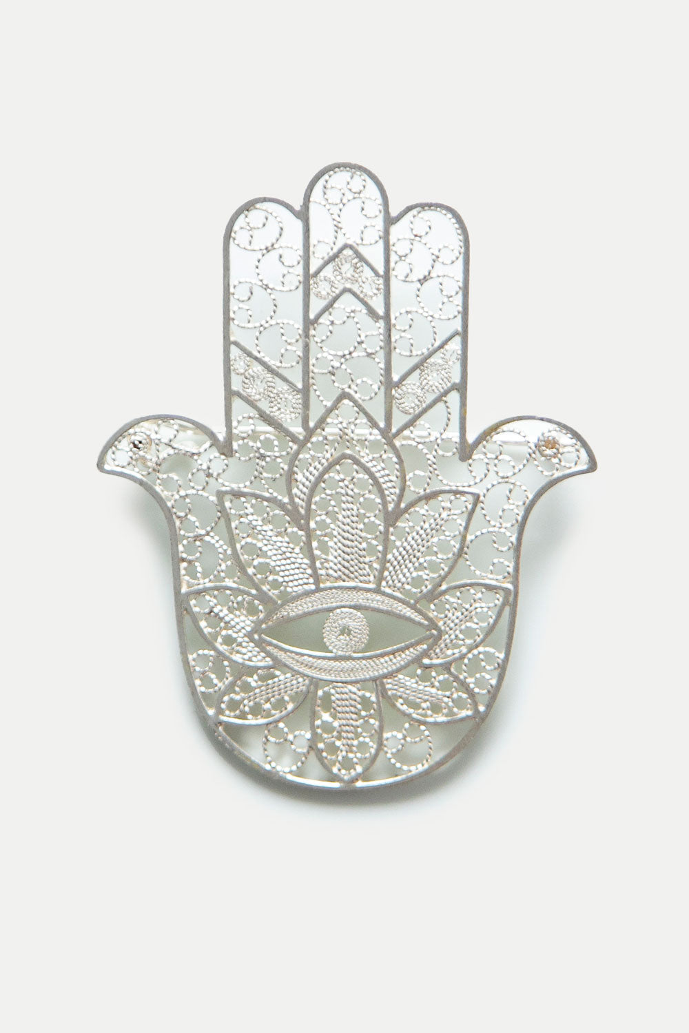 FILIGREE BABY AMEN BROOCH SILVER