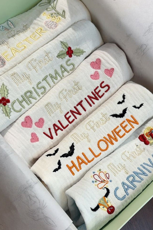 SEASONS BIB SET