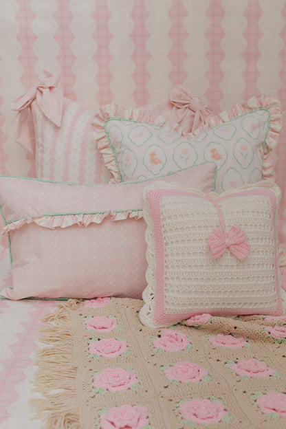 COJÍN GRANDE BOW GARDEN LACE