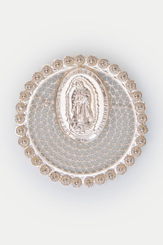 FILIGREE BABY AMEN BROOCH SILVER