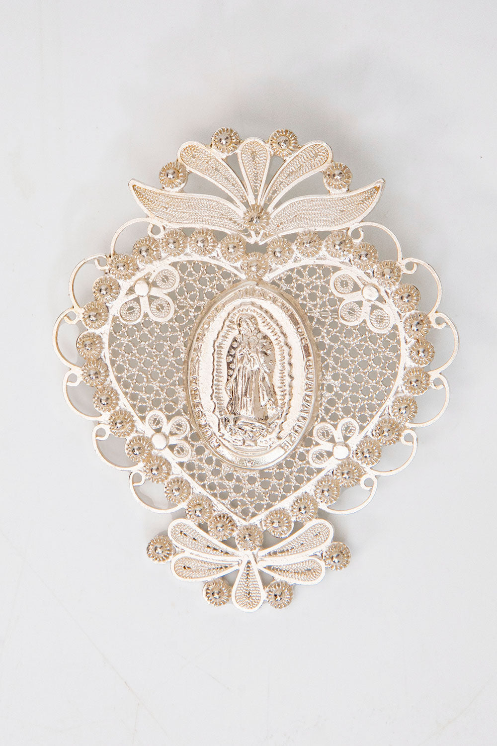 FILIGREE BABY AMEN BROOCH SILVER