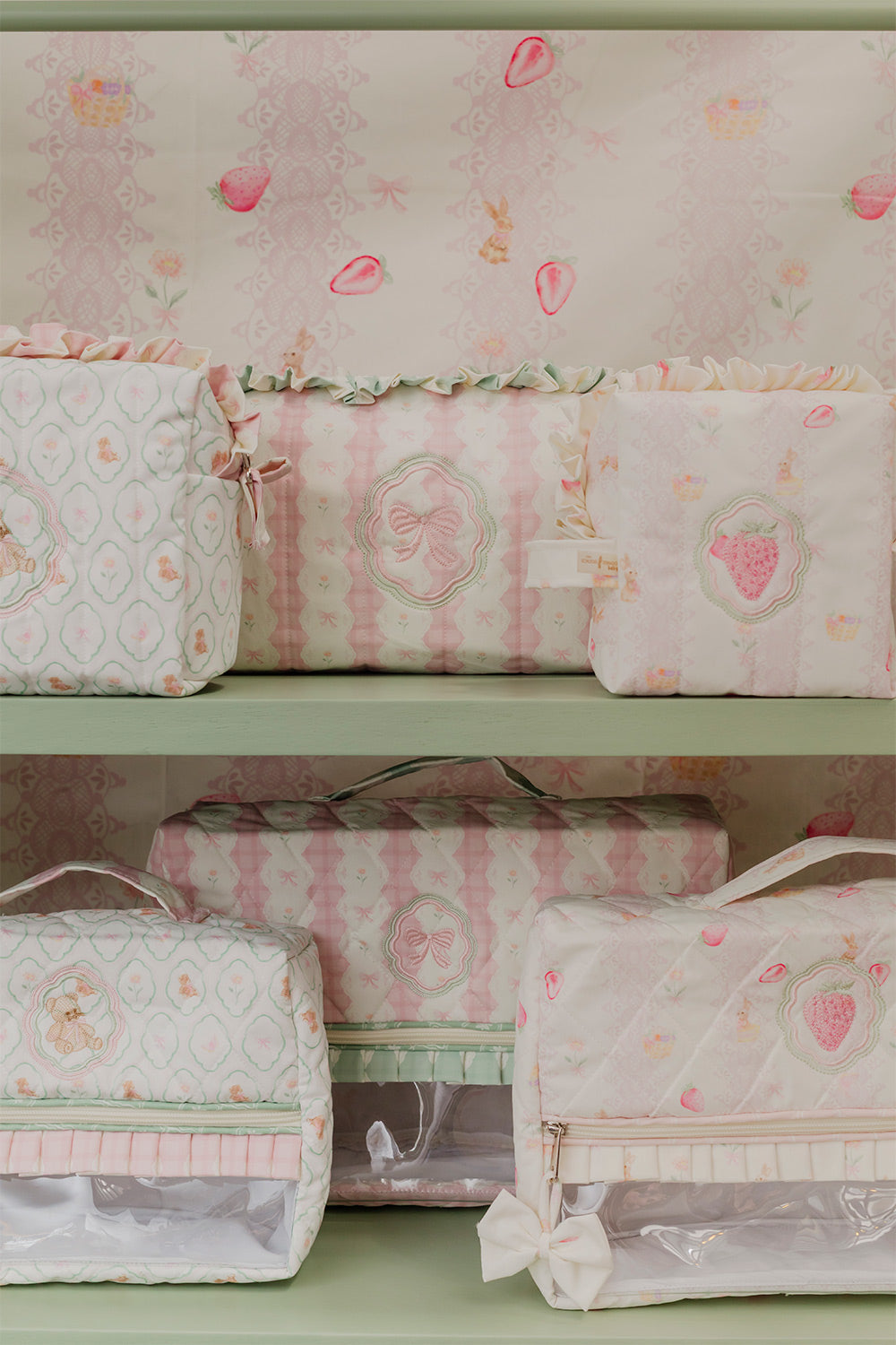 POUCH MEDIANO FLORAL TEDDY