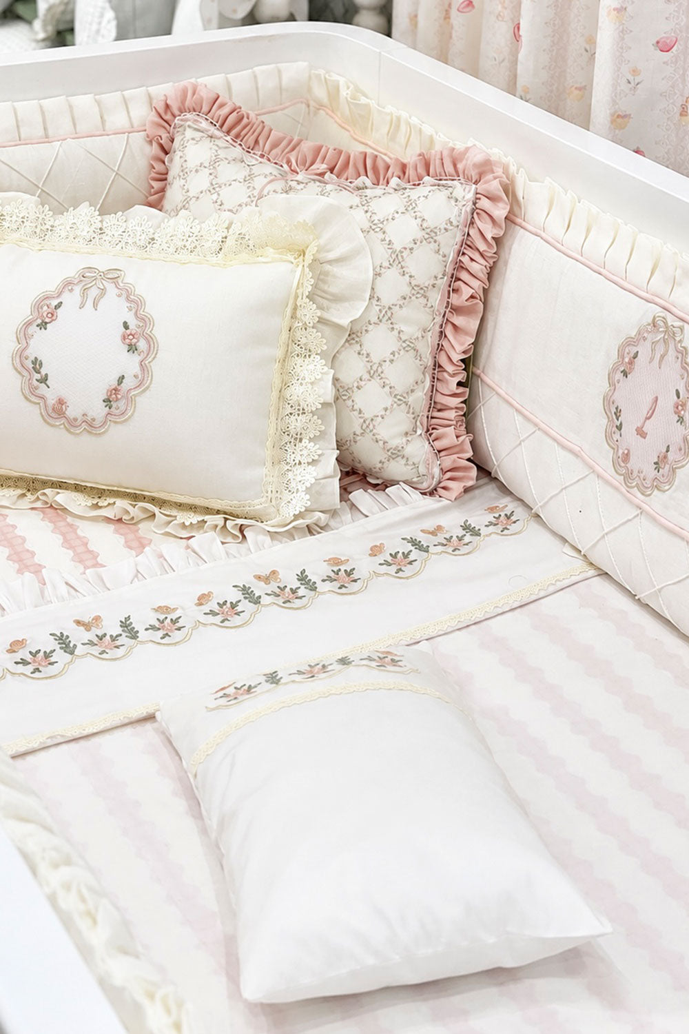 FLORAL MONOGRAM BUMPER