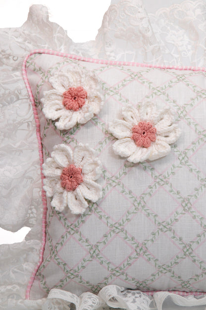 SMALL PILLOW TREILLAGE BABY ROSE