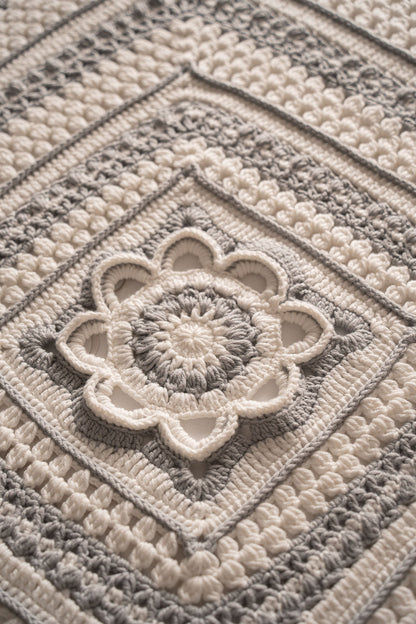 Toquilla Gray/ Pink